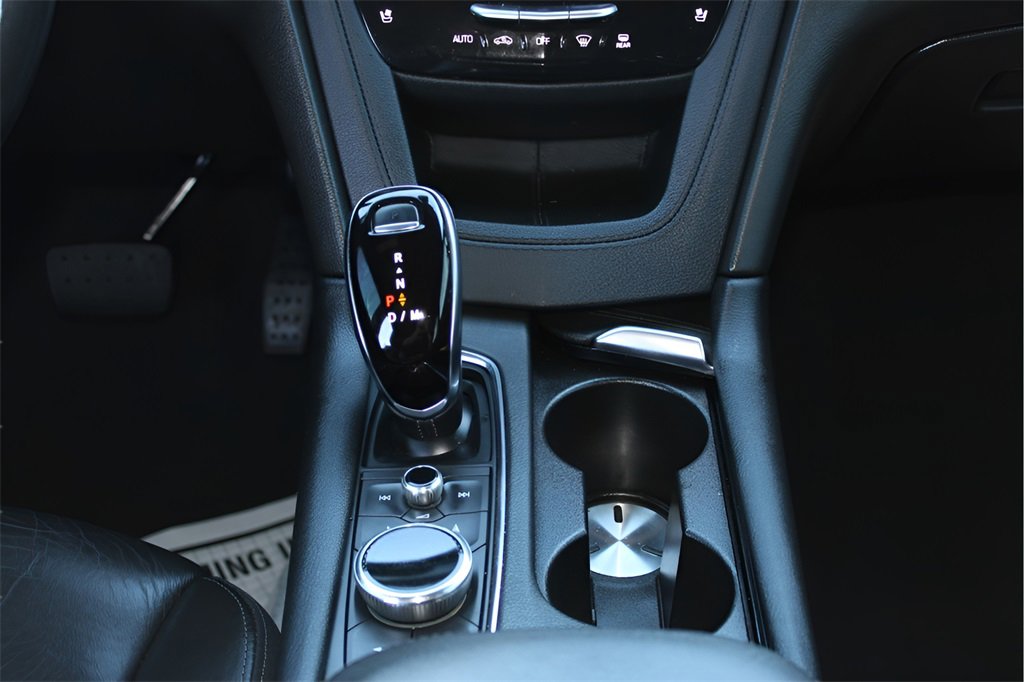 Used 2022 Cadillac XT5 Premium Luxury w/ LPO, Floor Liner Package image 20