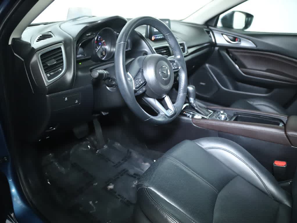 Used 2018 MAZDA MAZDA3 Grand Touring FWD image 17