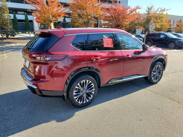 Certified 2024 Nissan Rogue Platinum image 4