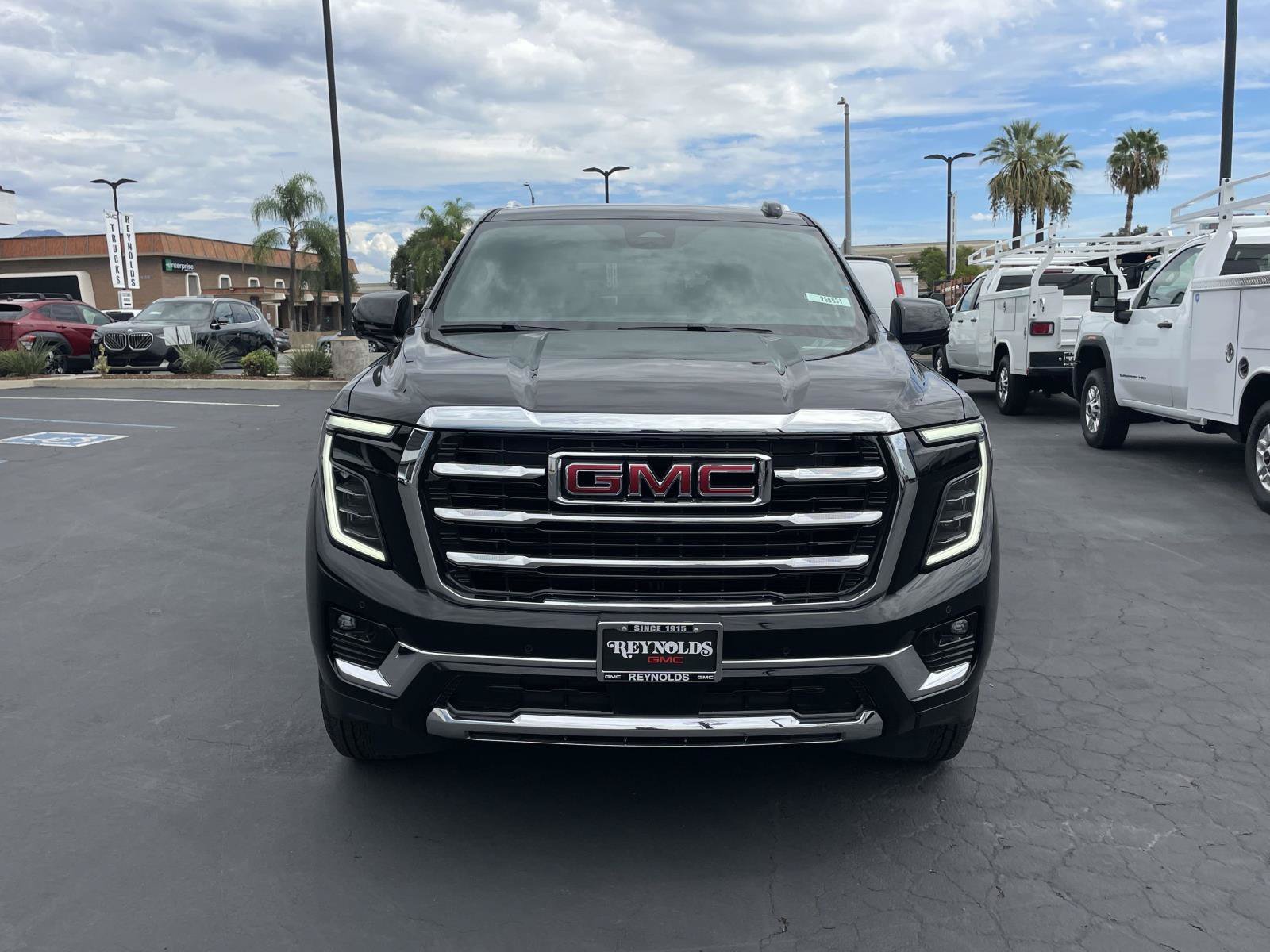 New 2026 GMC Yukon XL Elevation RWD image 2