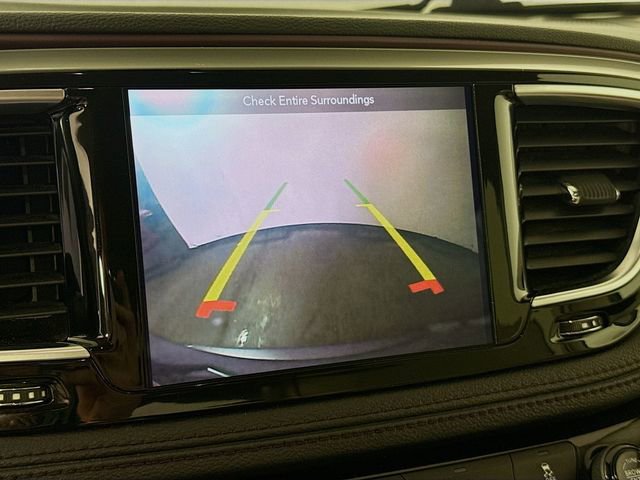Used 2020 Chrysler Pacifica Limited image 15