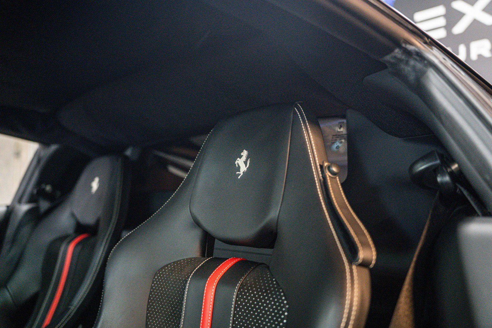 Used 2020 Ferrari F8 Tributo RWD image 8
