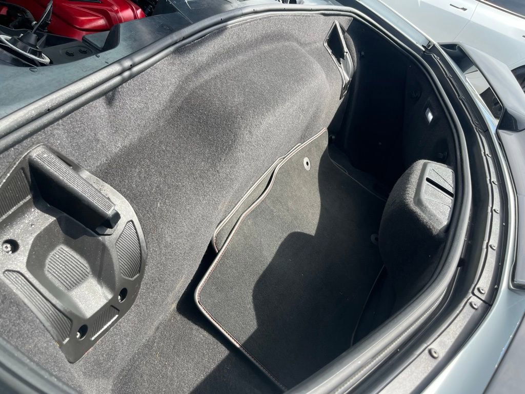 Used 2021 Chevrolet Corvette Stingray Preferred Cpe w/ Z51 Performance Package RWD image 9