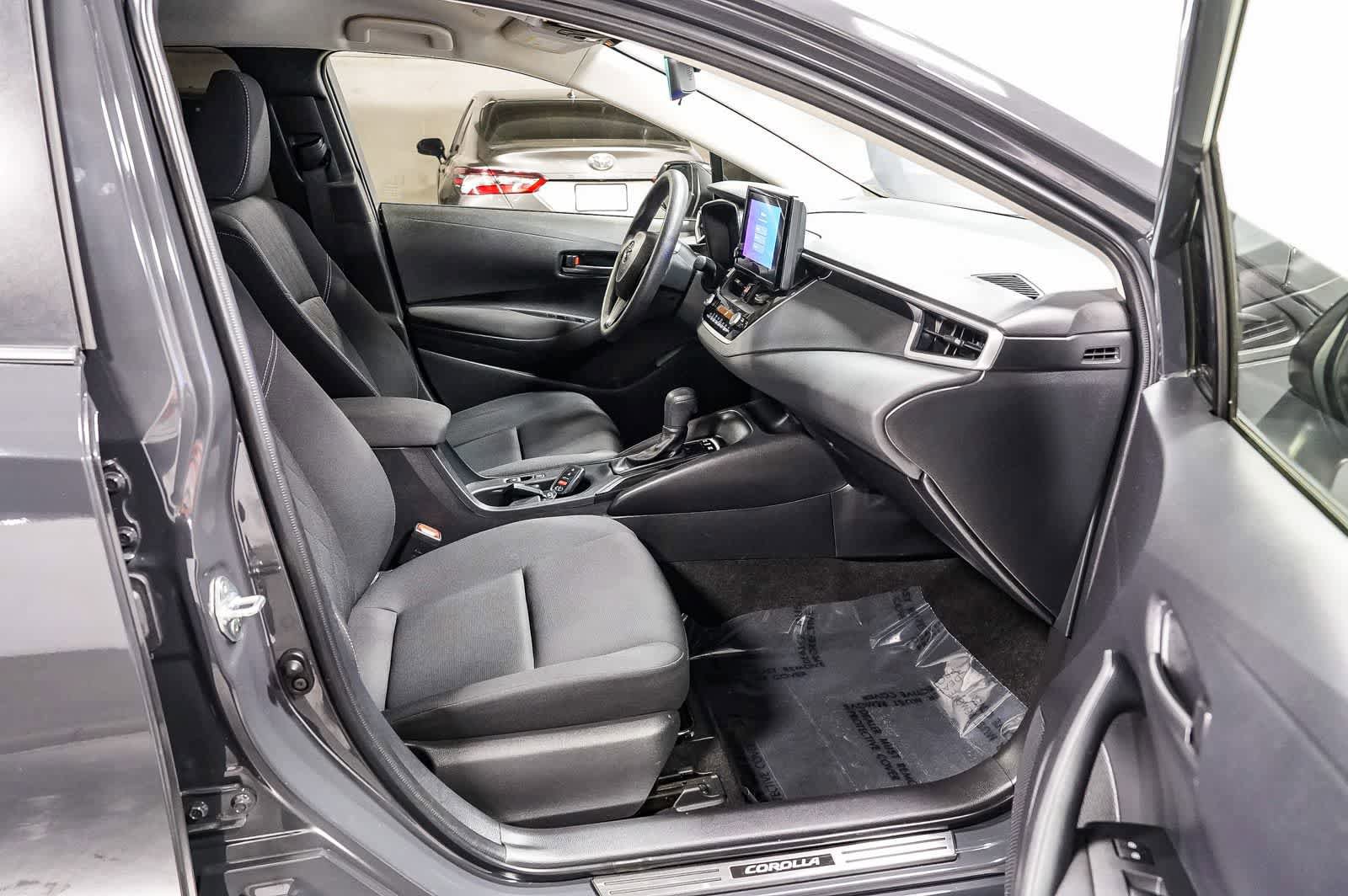 Certified 2024 Toyota Corolla LE w/ LE Convenience Package FWD image 17