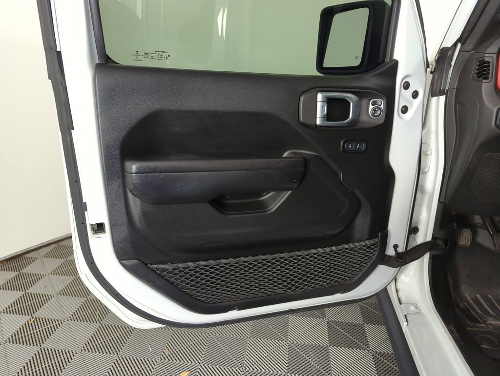 Used 2021 Jeep Gladiator Rubicon image 19