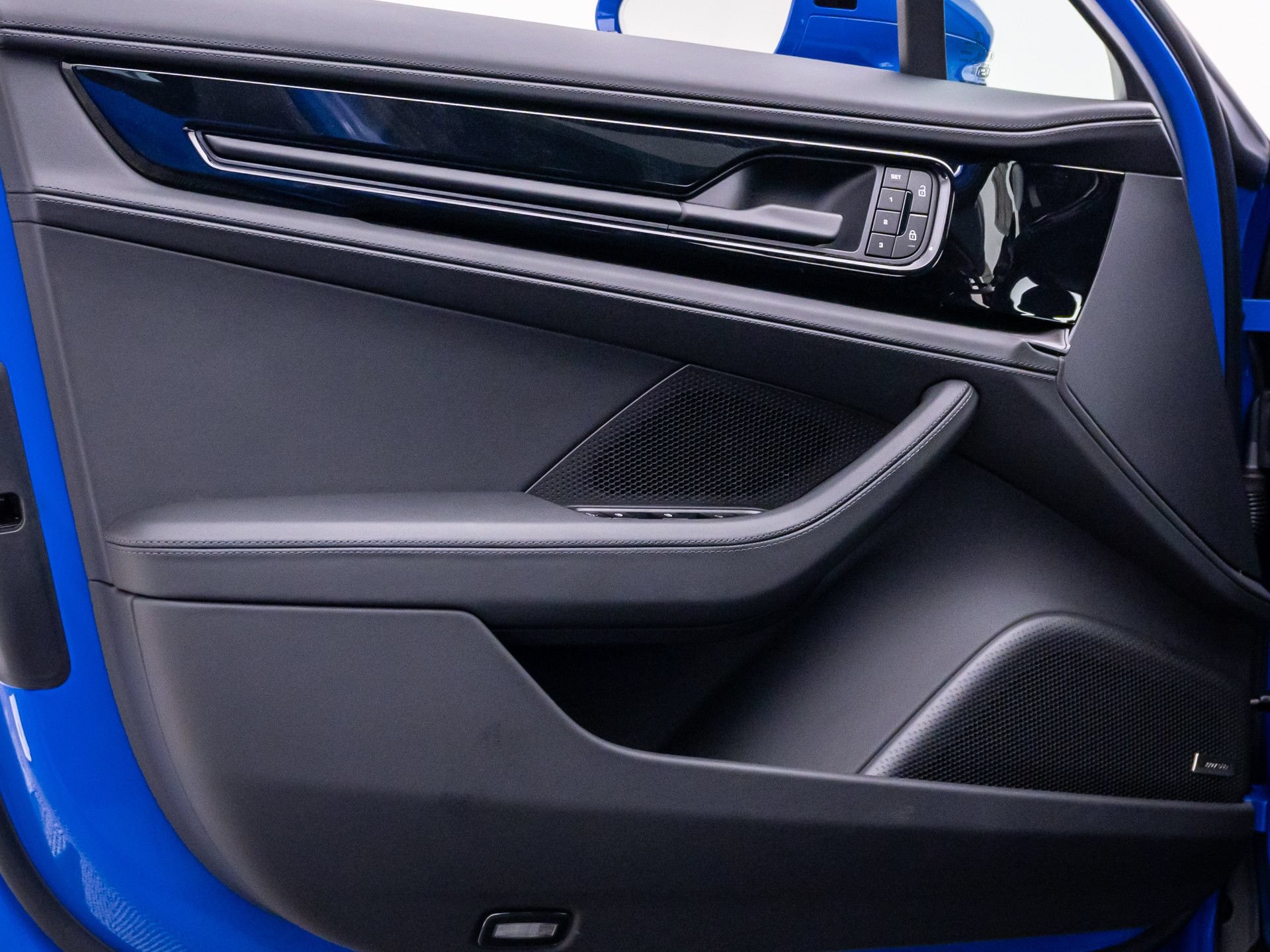 New 2026 Porsche Panamera 4 AWD/4WD image 14