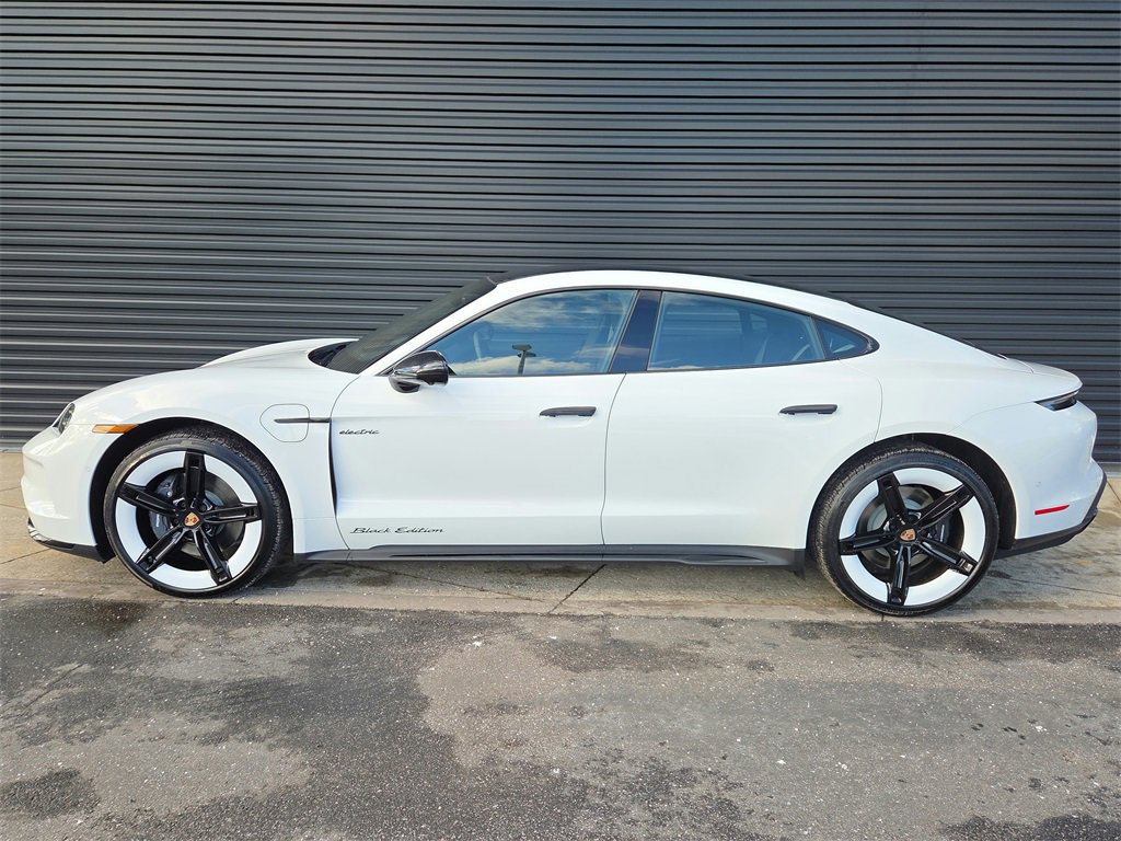 New 2026 Porsche Taycan image 2
