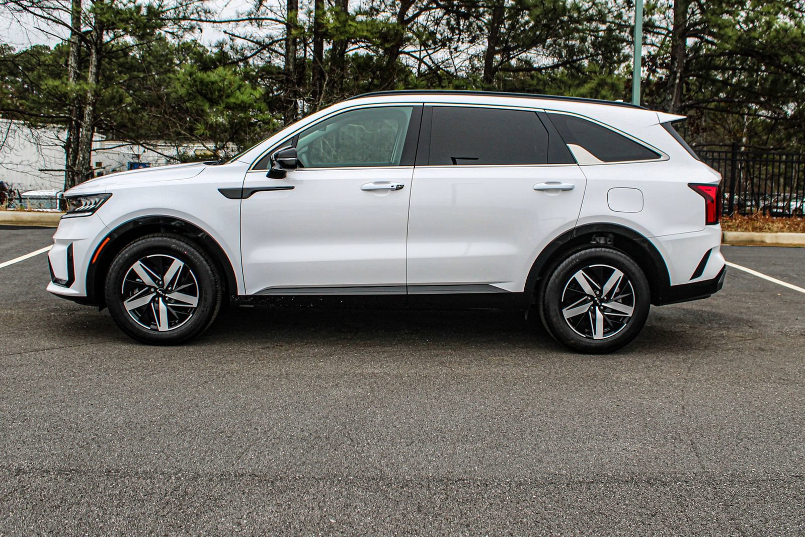 Used 2023 Kia Sorento EX FWD image 6