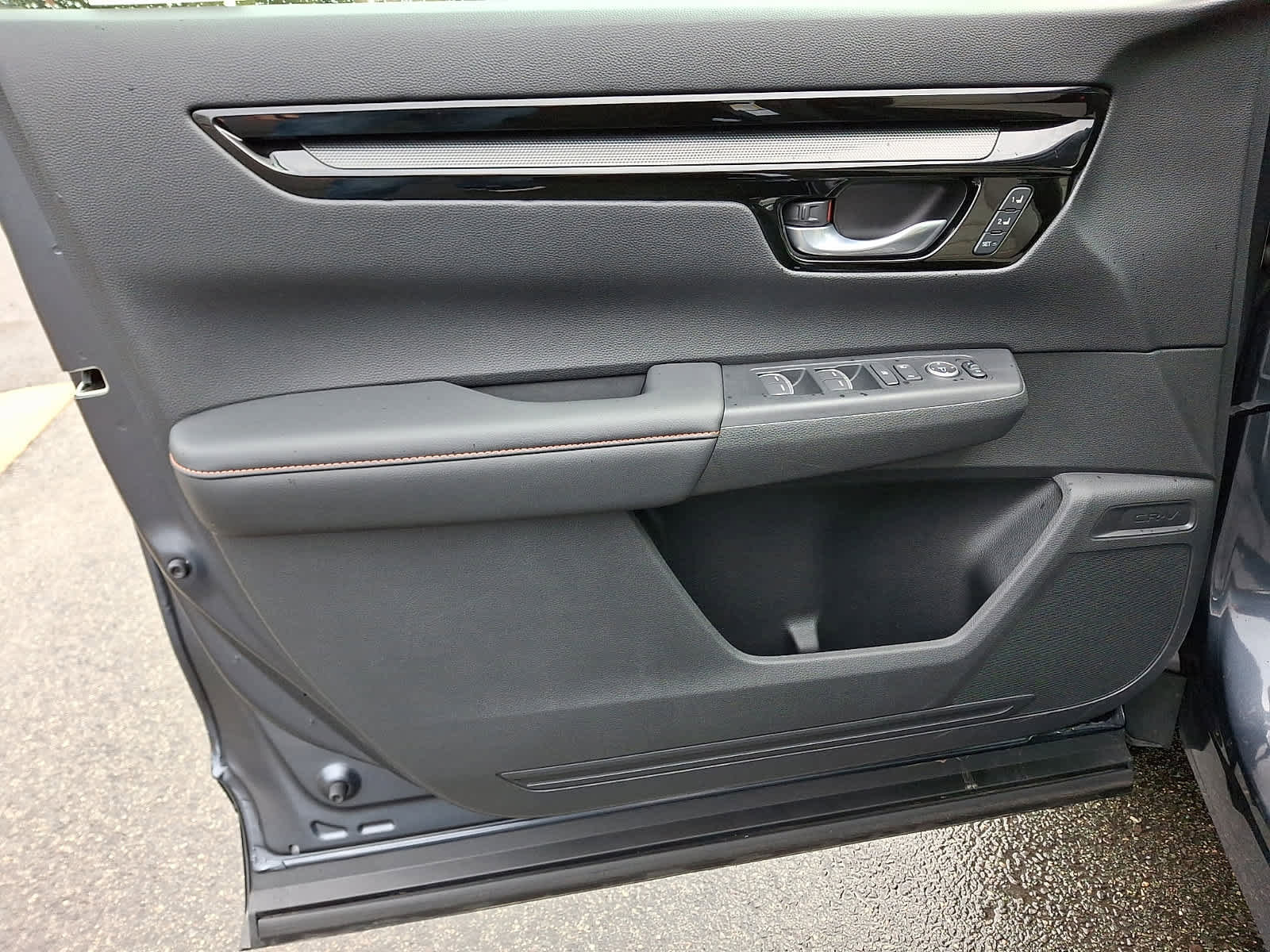 Used 2023 Honda CR-V Sport Touring image 13