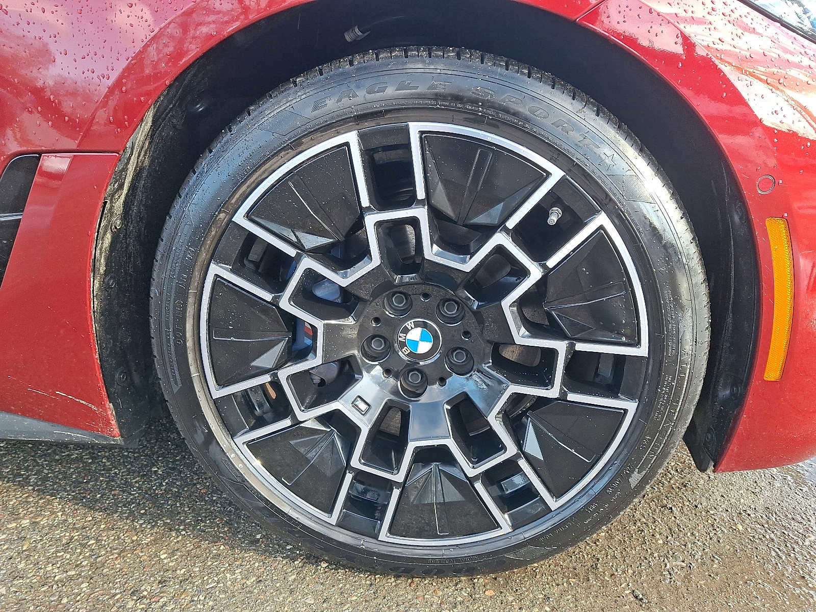 Used 2025 BMW i4 xDrive40i w/ M Sport Package AWD/4WD image 8