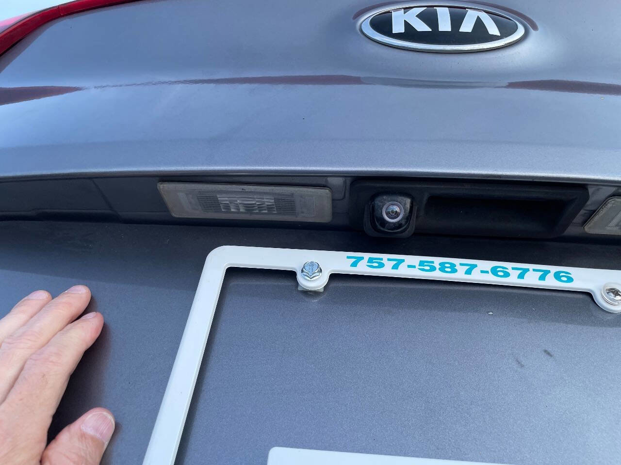 Used 2017 Kia Sportage EX image 40