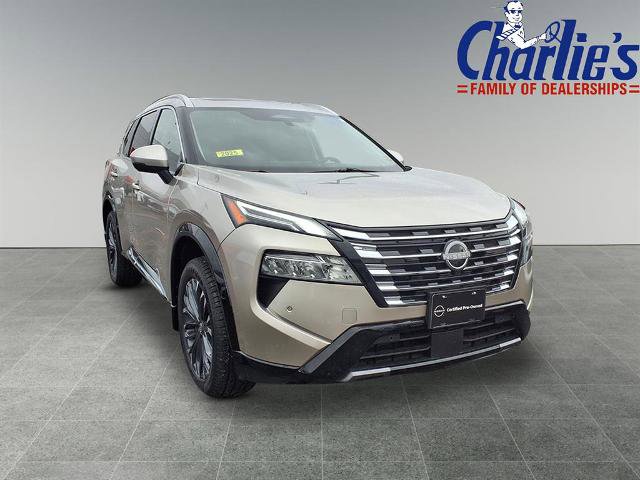 Certified 2025 Nissan Rogue Platinum w/ Tech Package image 3