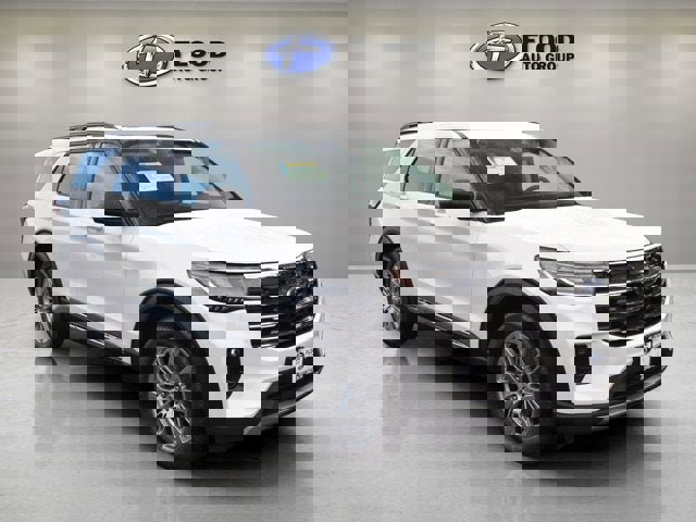 New 2025 Ford Explorer Active w/ Active Comfort Package image 1