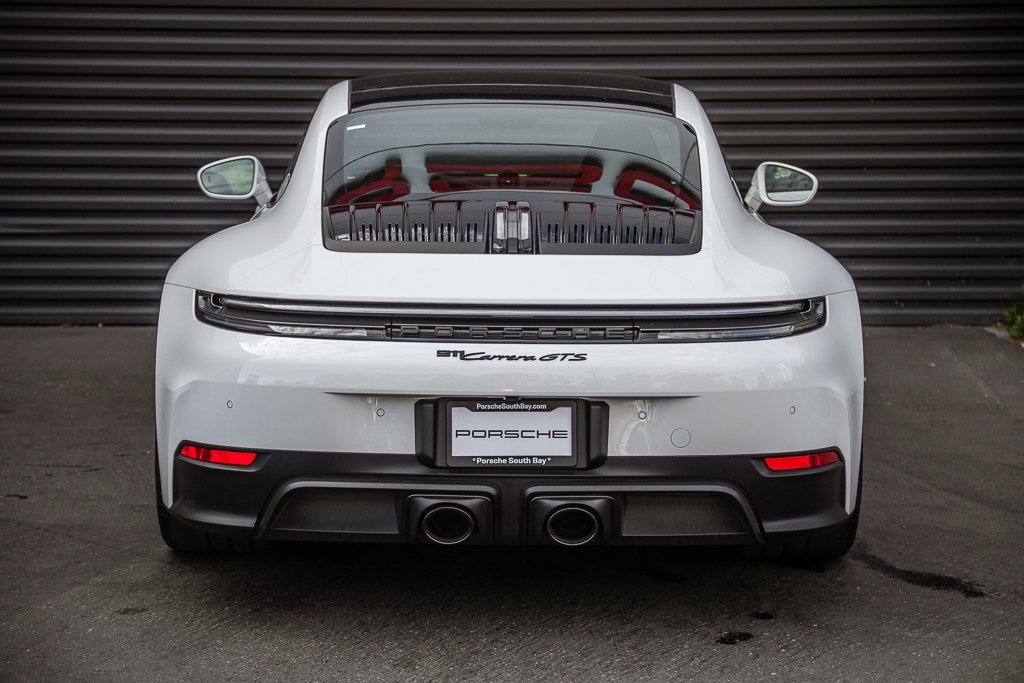 Certified 2025 Porsche 911 Carrera GTS image 8