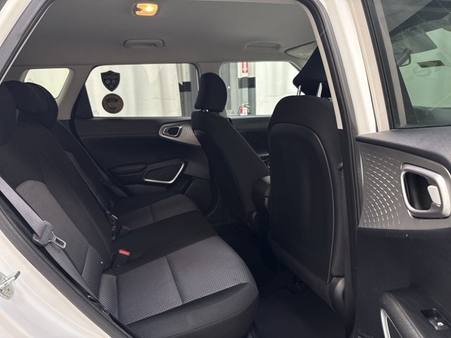 Used 2021 Kia Soul LX image 27
