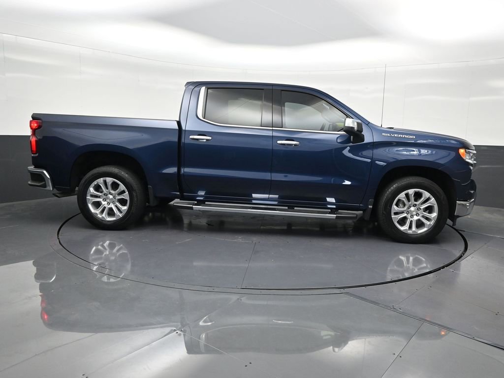 Used 2023 Chevrolet Silverado 1500 LTZ RWD image 7