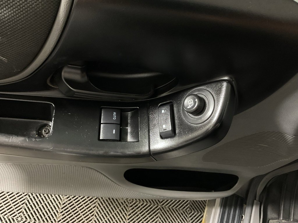 Used 2011 Ford Ranger XLT image 12