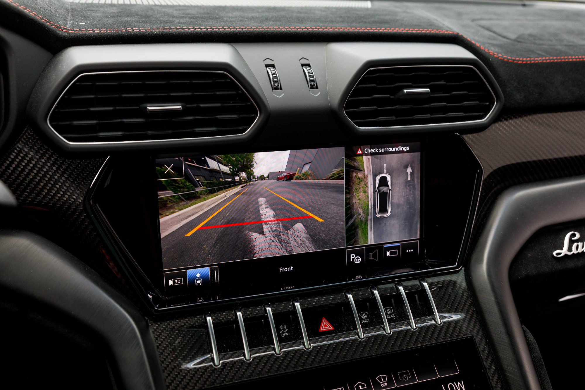 Used 2024 Lamborghini Urus Performante AWD/4WD image 39