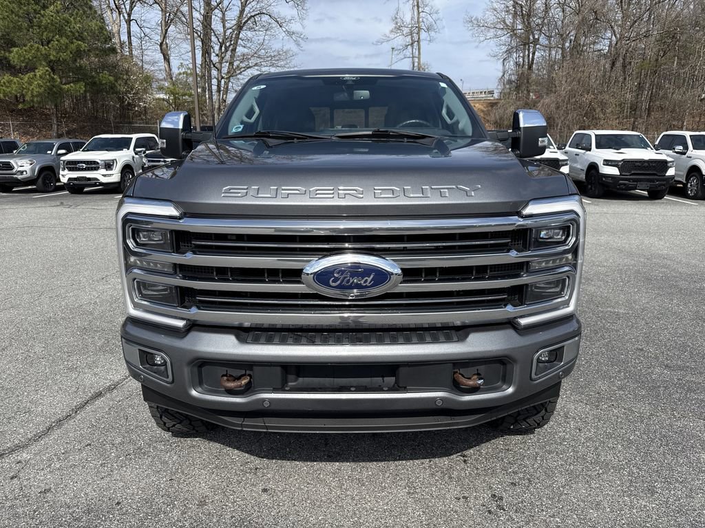 Used 2024 Ford F250 Limited image 2