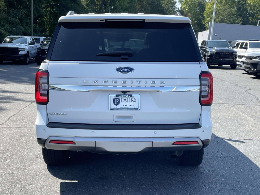 Used 2024 Ford Expedition Limited AWD/4WD image 7