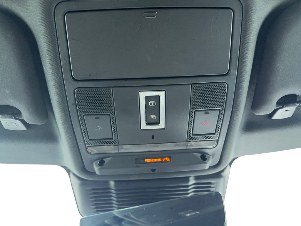 Used 2022 Land Rover Range Rover Evoque R-Dynamic S AWD/4WD image 44