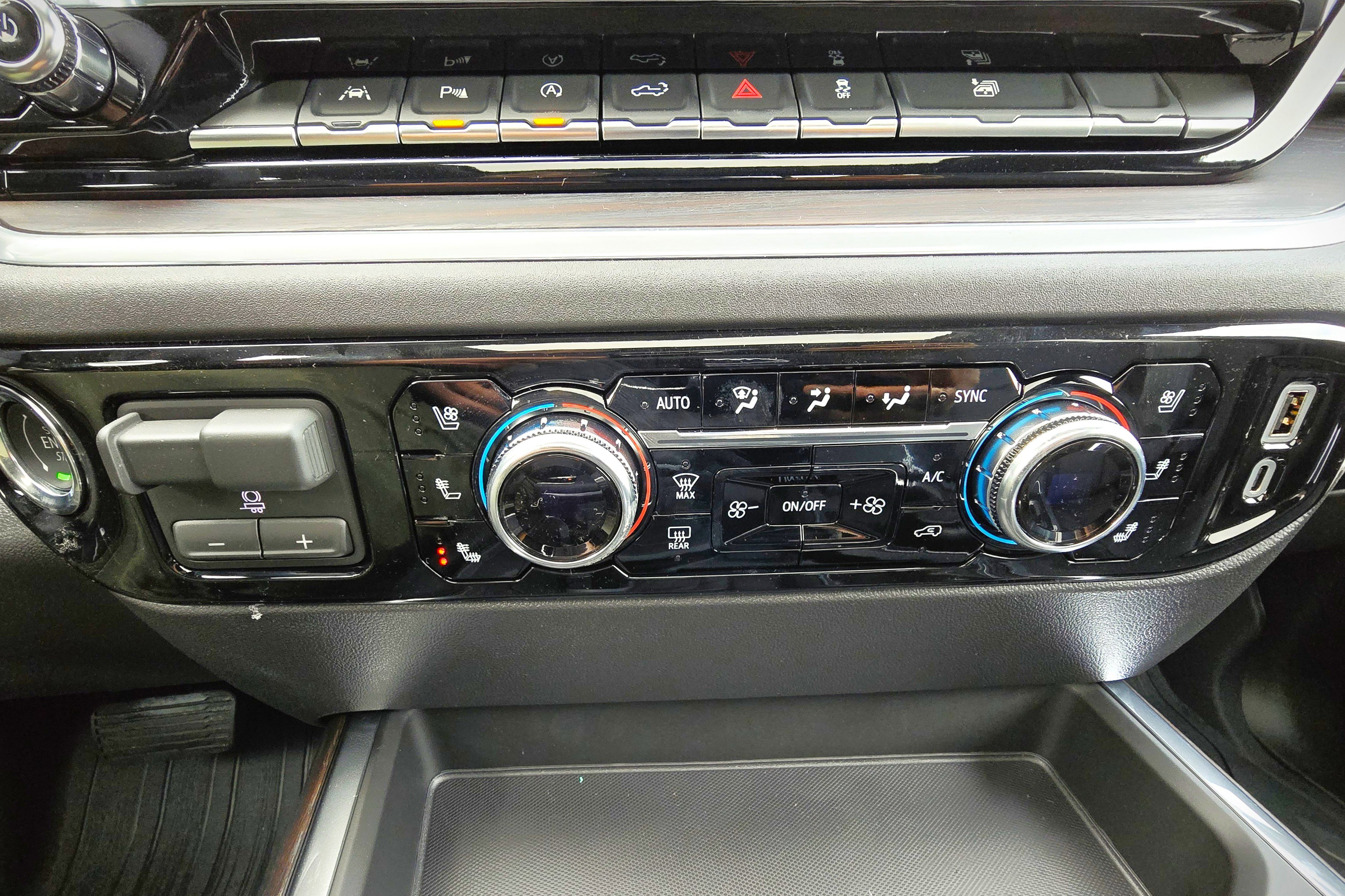 New 2026 GMC Sierra 1500 SLT w/ SLT Premium Plus Package image 29