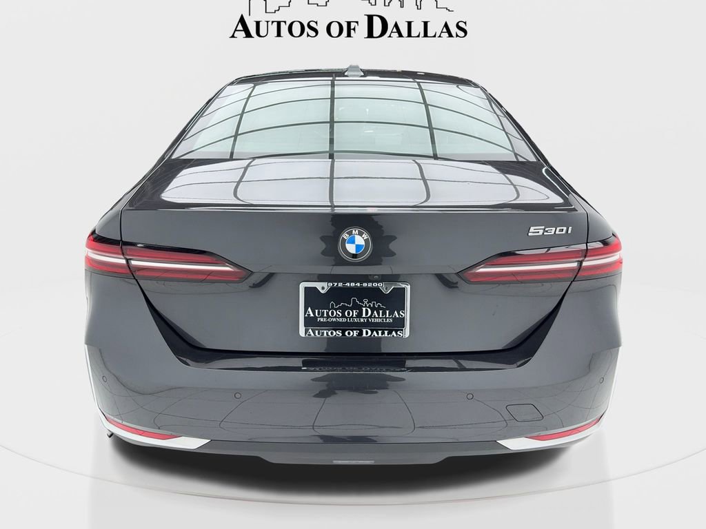 Used 2024 BMW 530i image 11