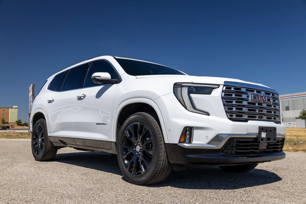 Used 2025 GMC Acadia Denali w/ Super Cruise Package