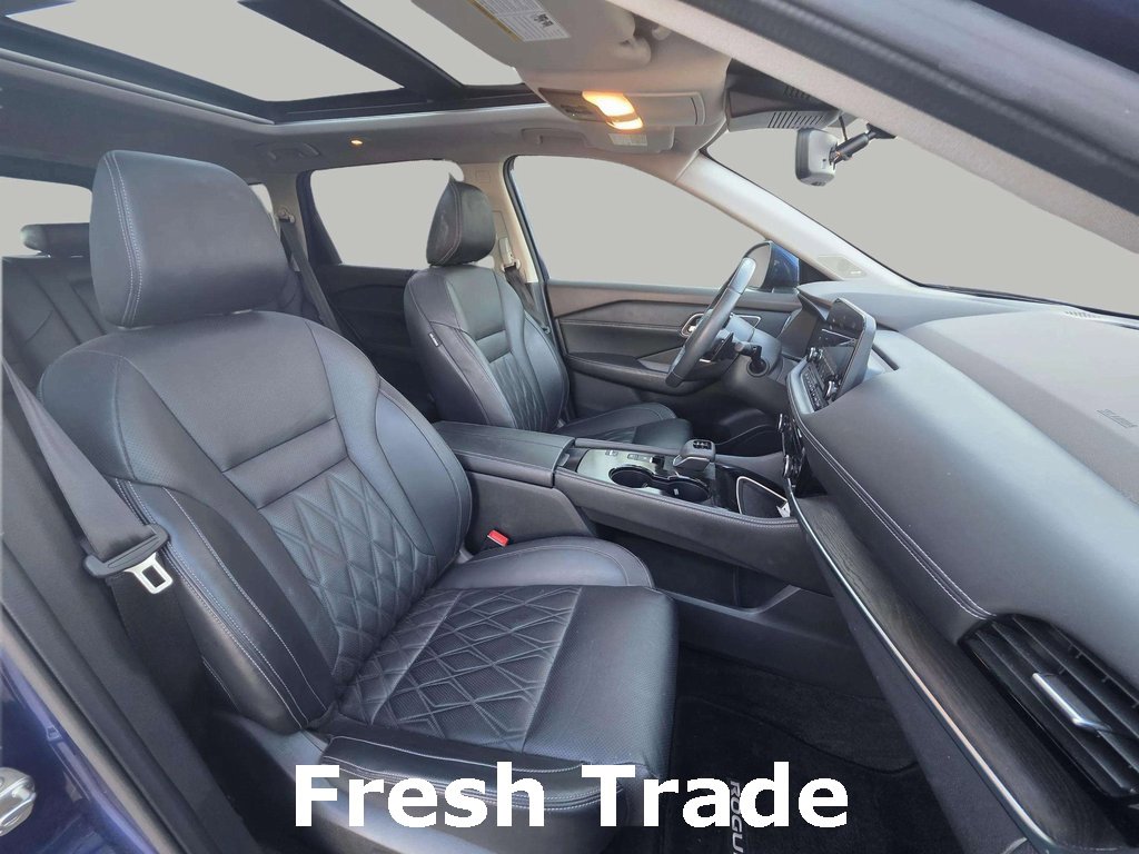 Used 2022 Nissan Rogue Platinum w/ Head-Up Display Package image 10