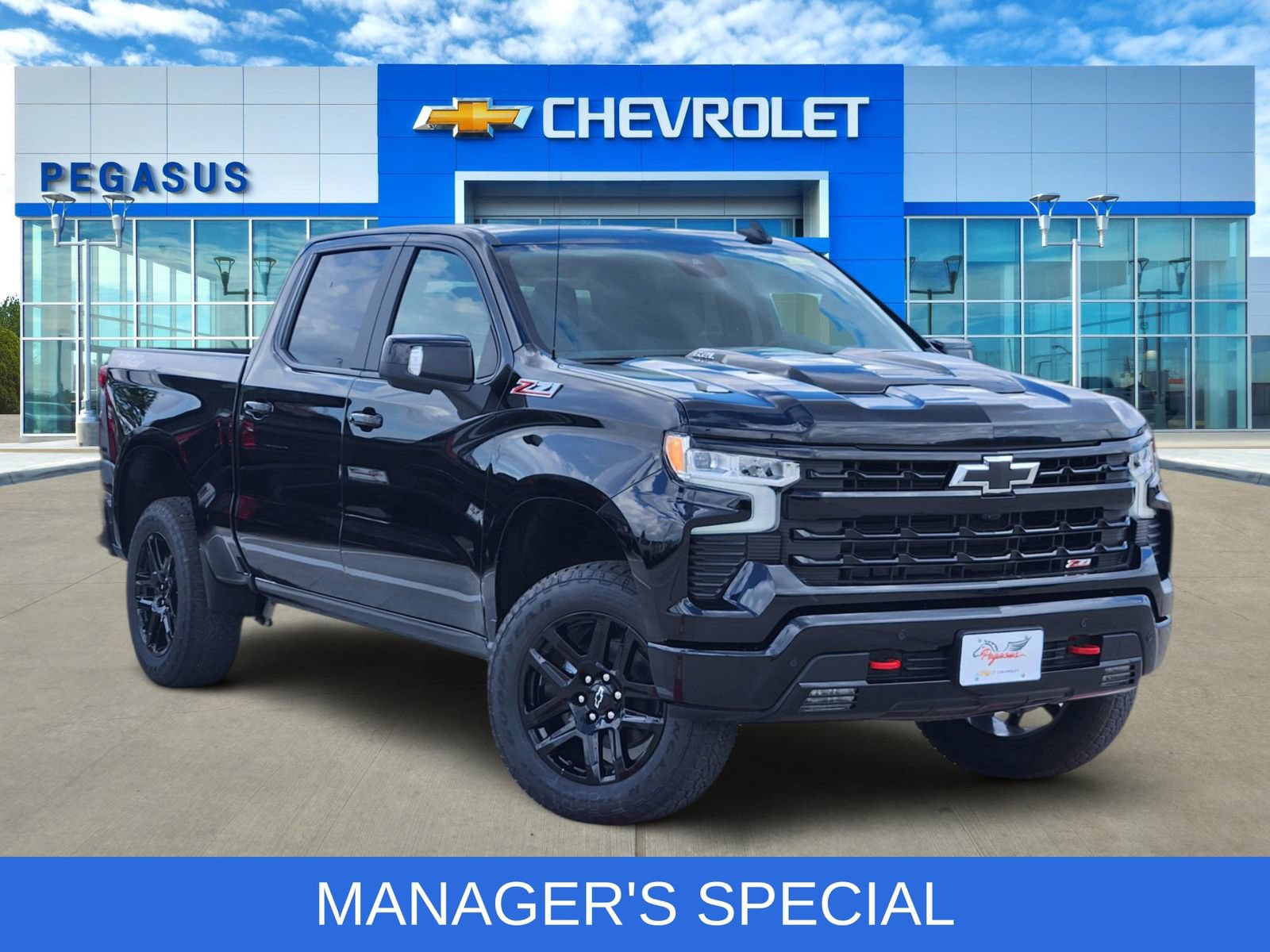 New 2026 Chevrolet Silverado 1500 LT Trail Boss w/ LT Trail Boss Premium Package AWD/4WD image 1