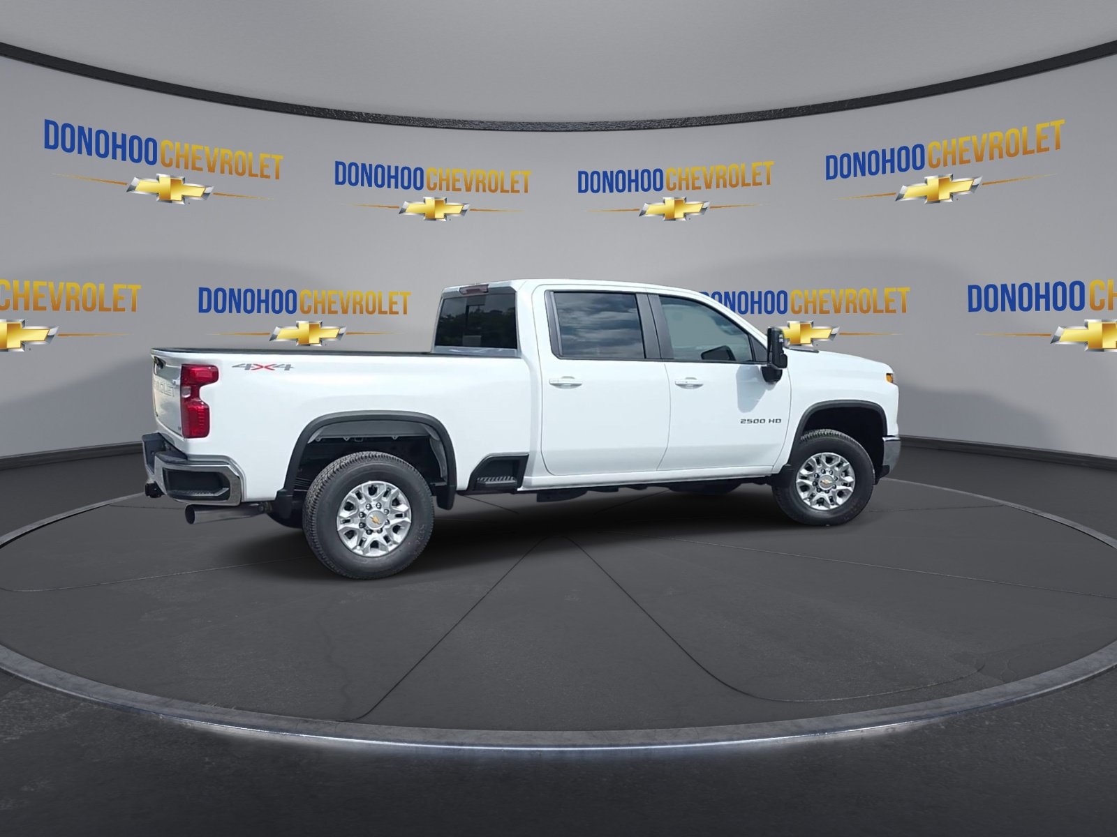 New 2026 Chevrolet Silverado 2500 LT AWD/4WD image 11