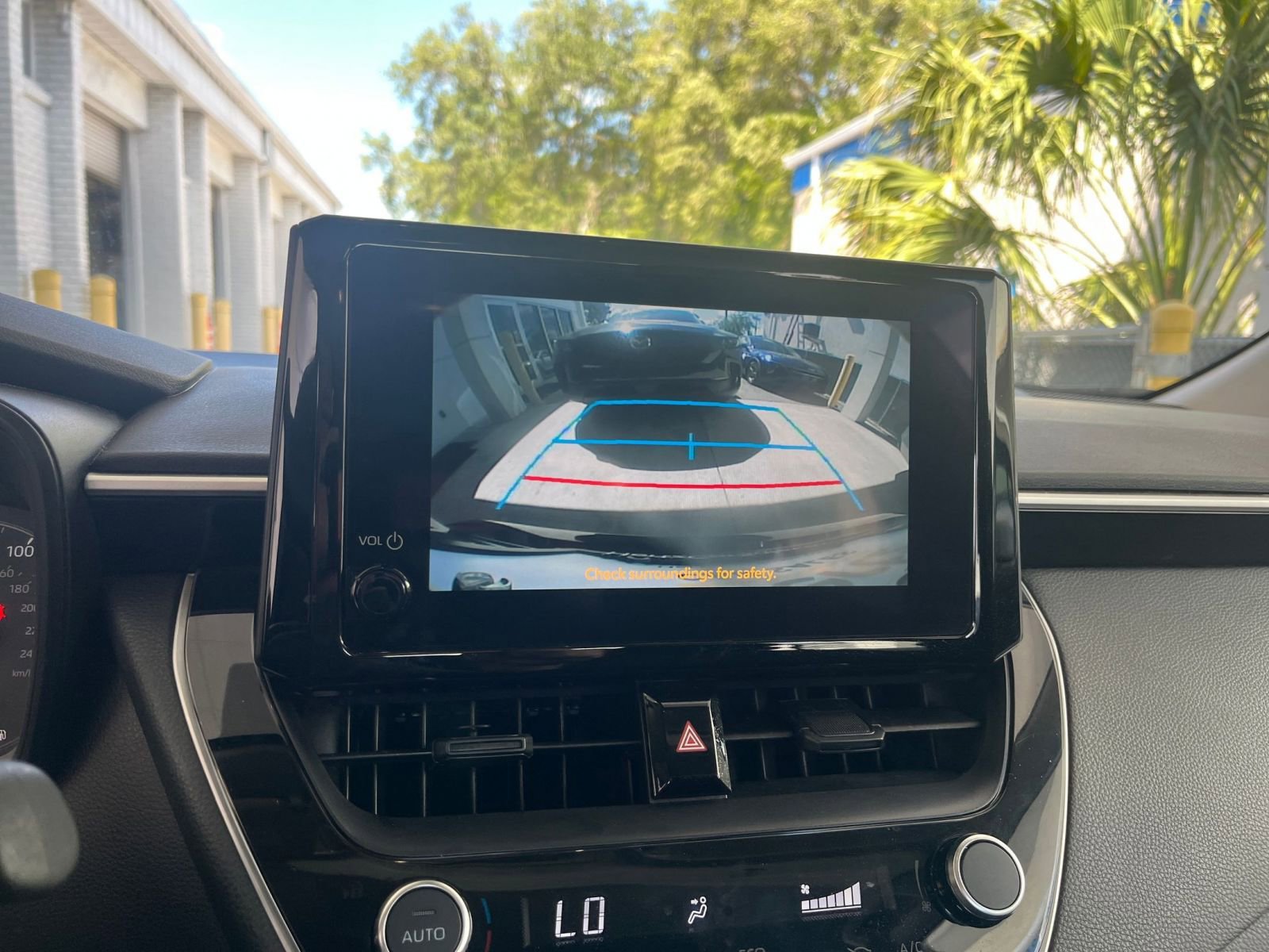 Used 2025 Toyota Corolla LE FWD image 22