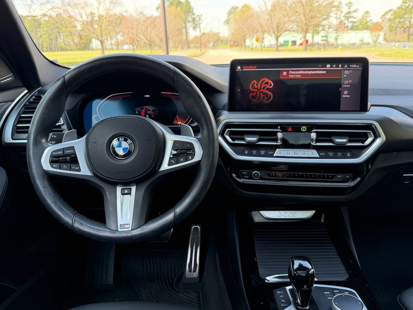 Used 2024 BMW X3 xDrive30i w/ Premium Package image 3