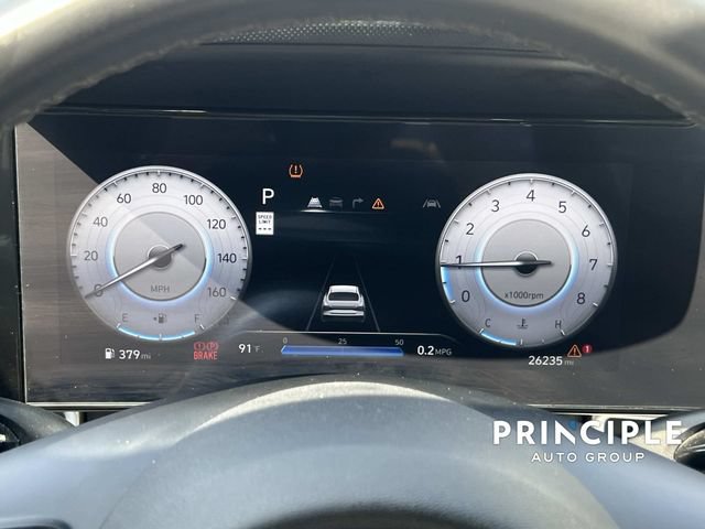 Used 2025 Hyundai Elantra Limited FWD image 20