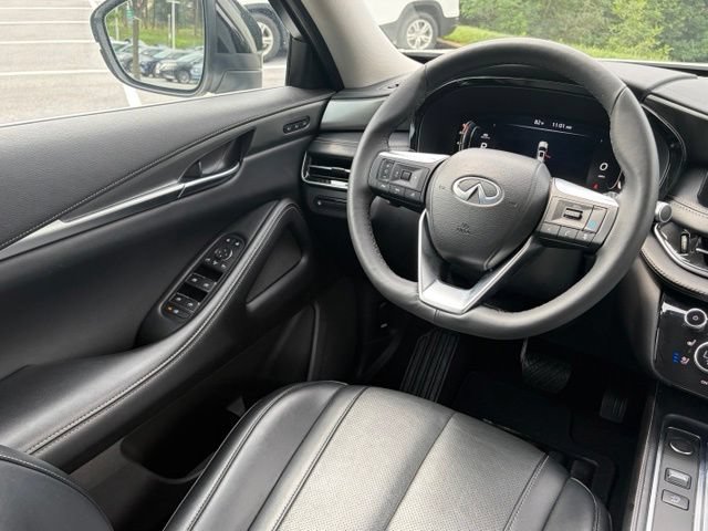 Used 2023 INFINITI QX60 Luxe w/ Cargo Package AWD/4WD image 35