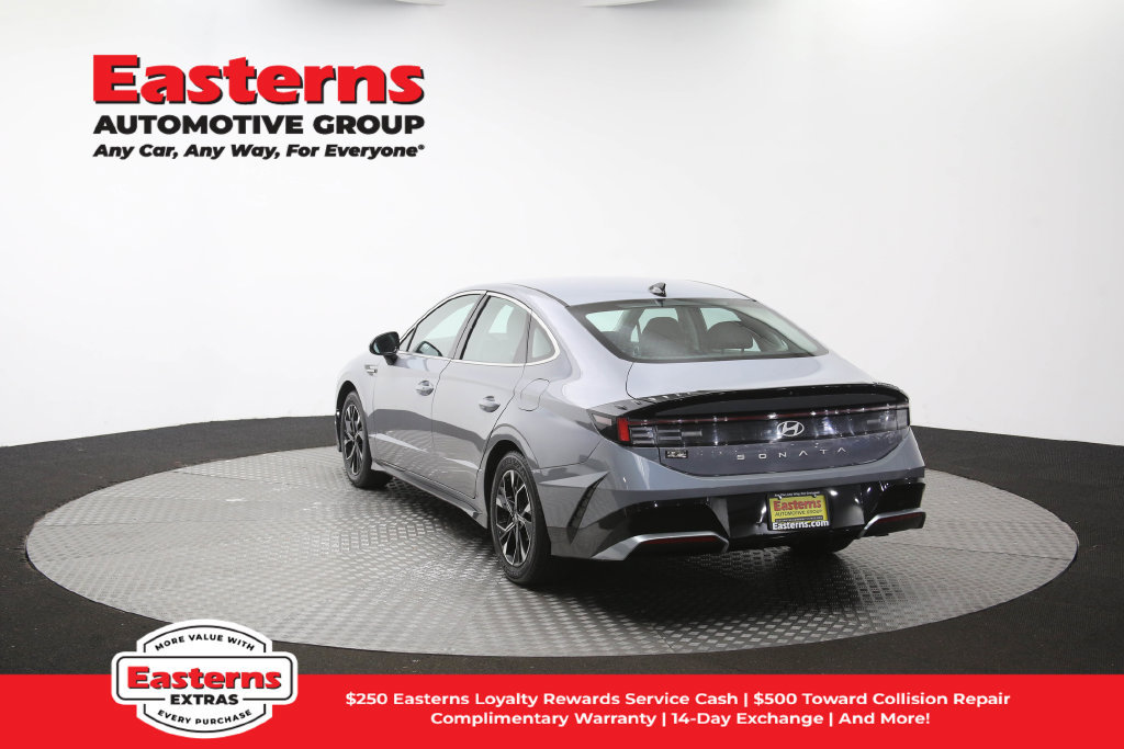 Used 2024 Hyundai Sonata SEL FWD image 39