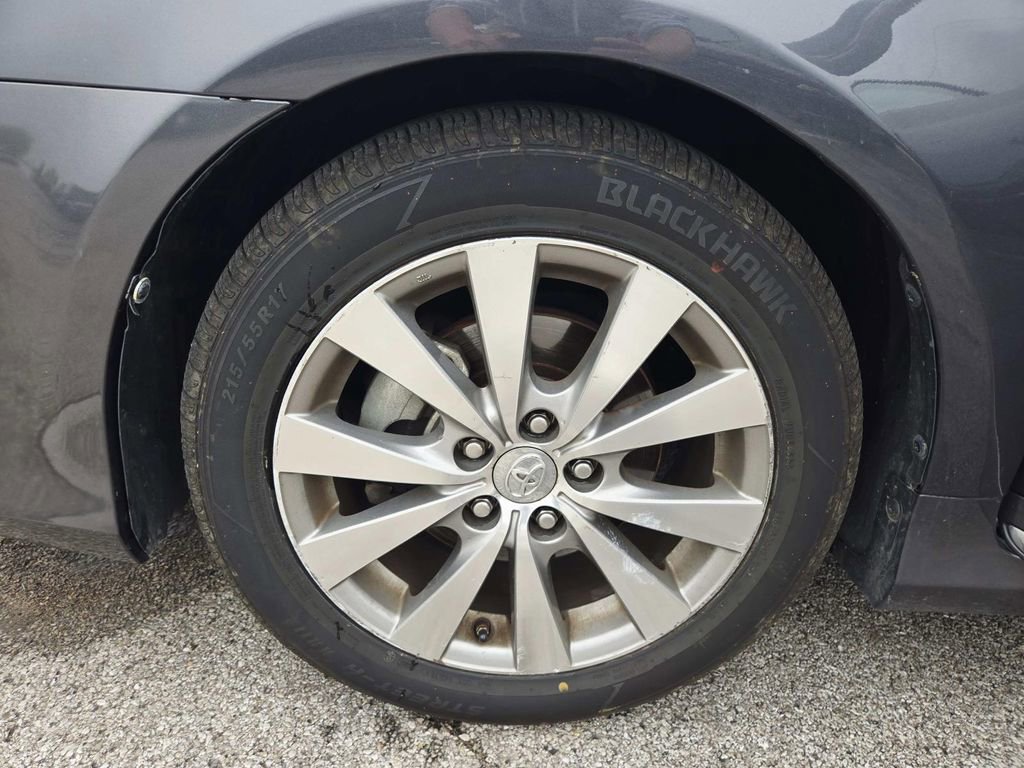 Used 2011 Toyota Avalon Limited FWD image 16