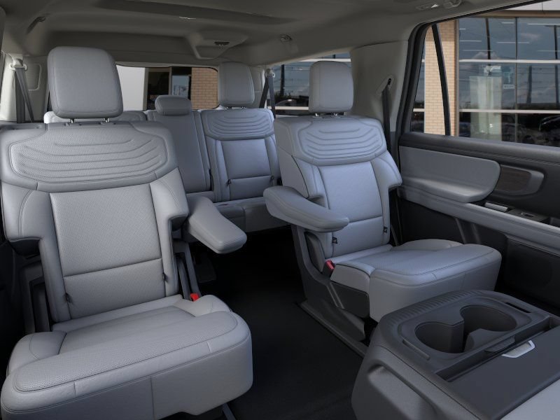 New 2026 Ford Expedition Max Platinum w/ Platinum Ultimate Package AWD/4WD image 13