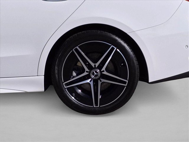 Used 2025 Mercedes-Benz C 300 Sedan image 25