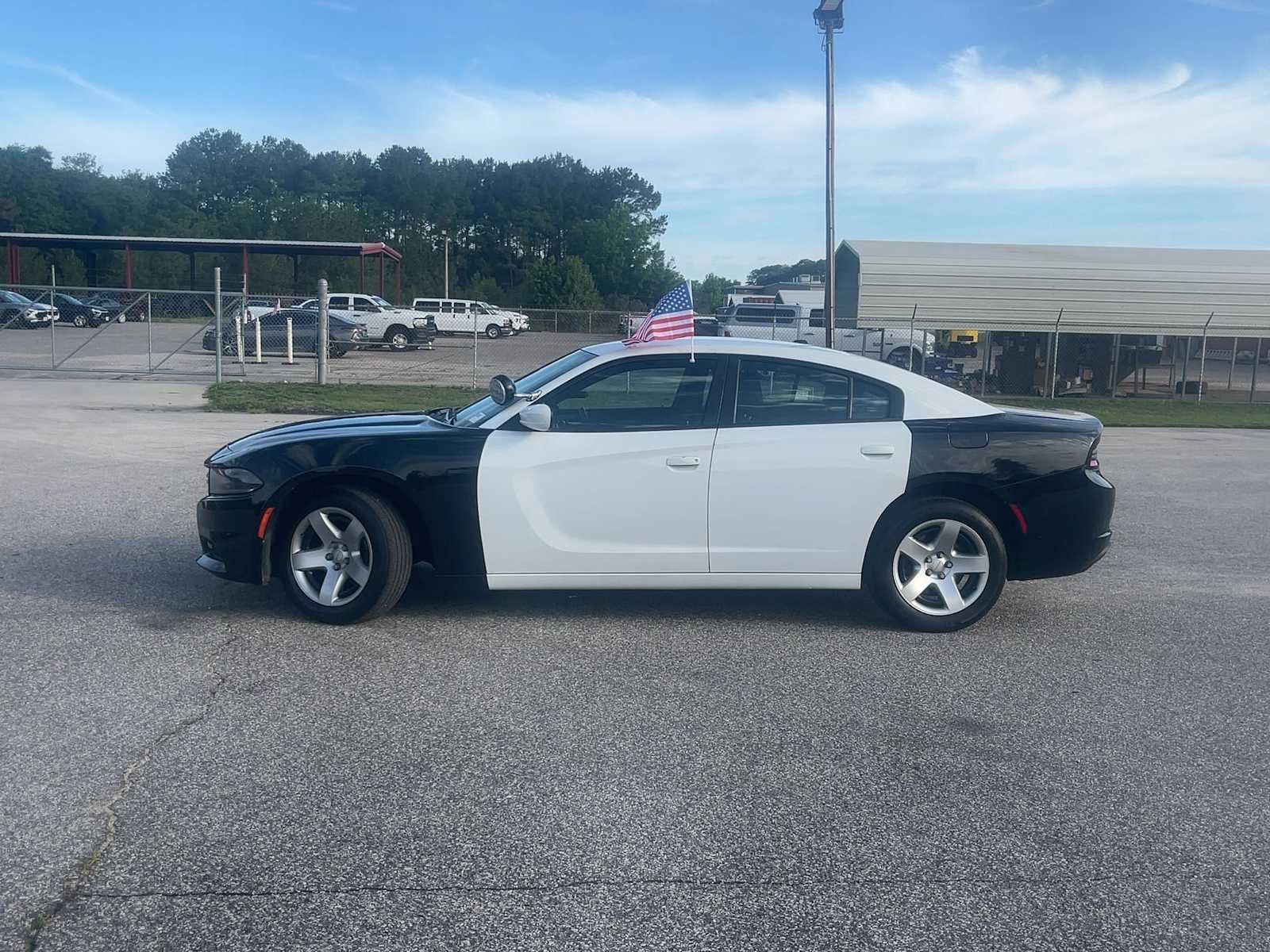 Used 2021 Dodge Charger Police w/ Fleet Safety Group RWD image 3