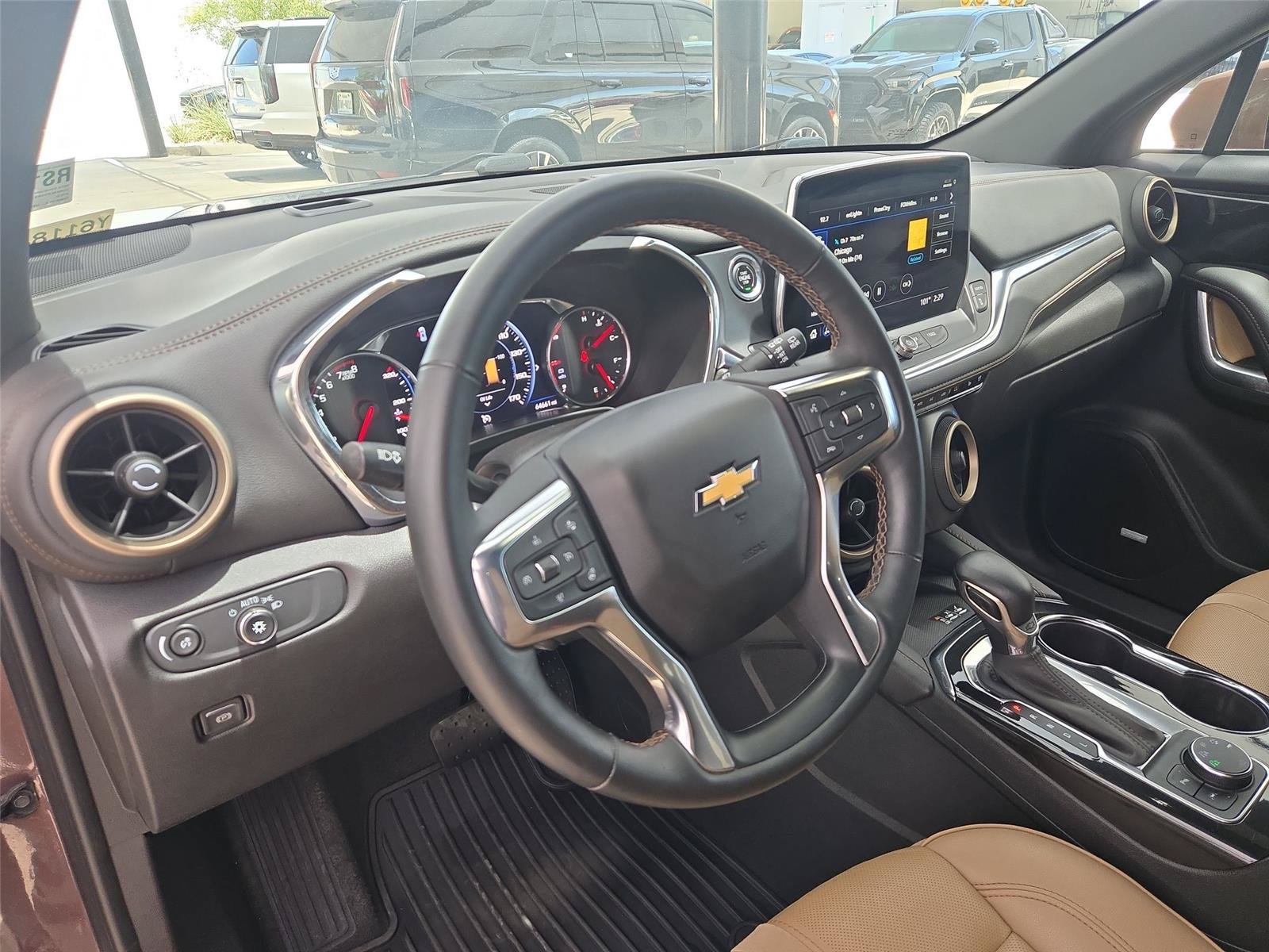 Used 2024 Chevrolet Blazer Premier w/ Enhanced Convenience Package AWD/4WD image 9