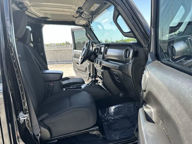 Used 2022 Jeep Wrangler Unlimited Sport image 29