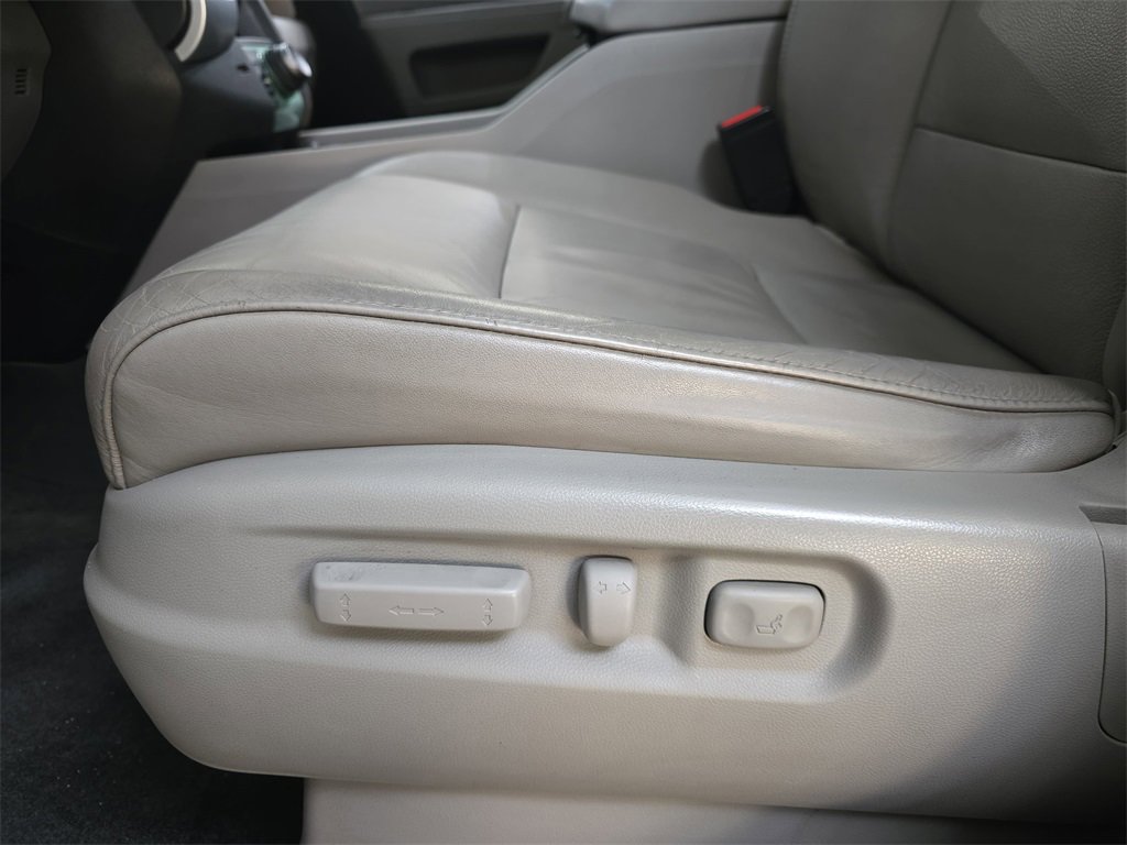 Used 2011 Honda Pilot EX-L image 31