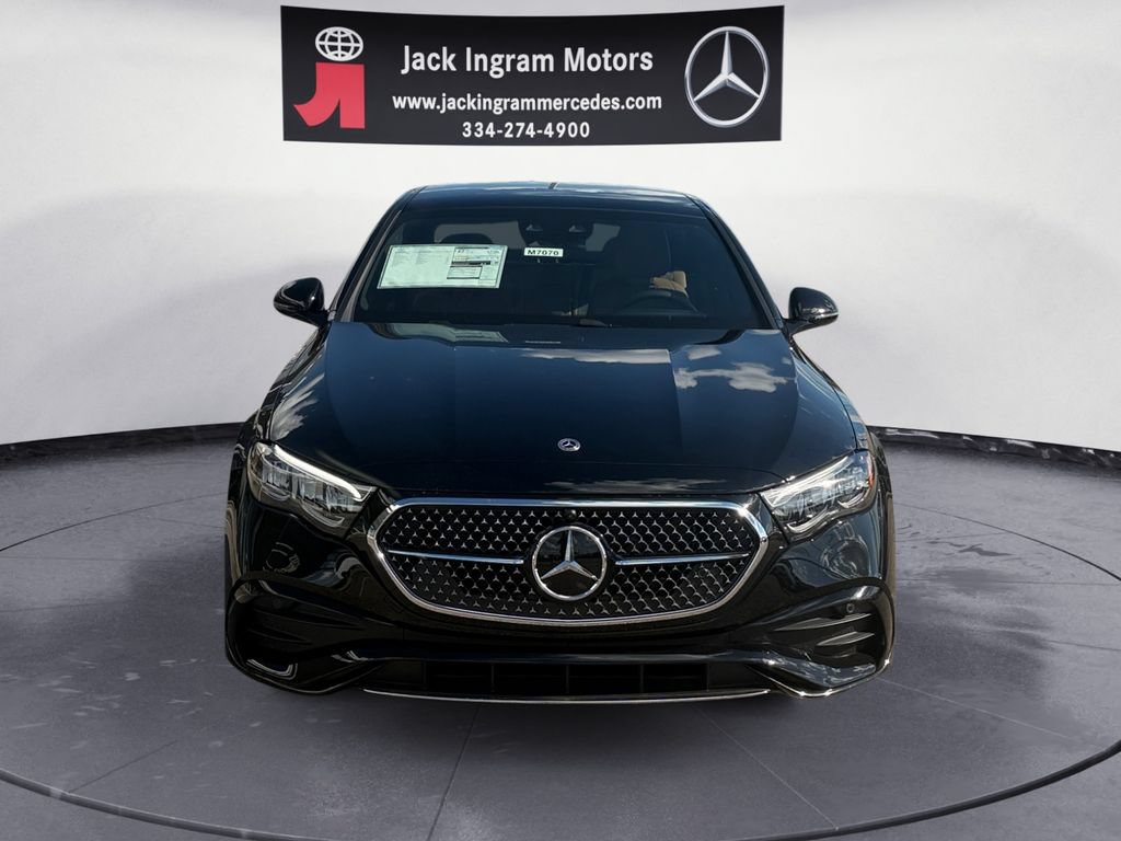 New 2027 Mercedes-Benz E 350 4MATIC Sedan image 8