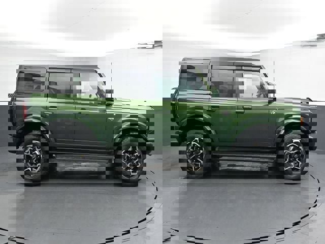 New 2025 Ford Bronco Outer Banks AWD/4WD image 13