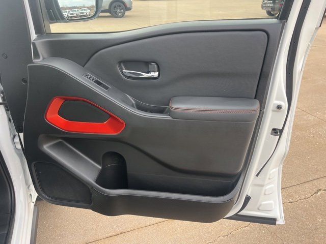 Used 2023 Nissan Frontier PRO-4X w/ Pro Convenience Package image 52