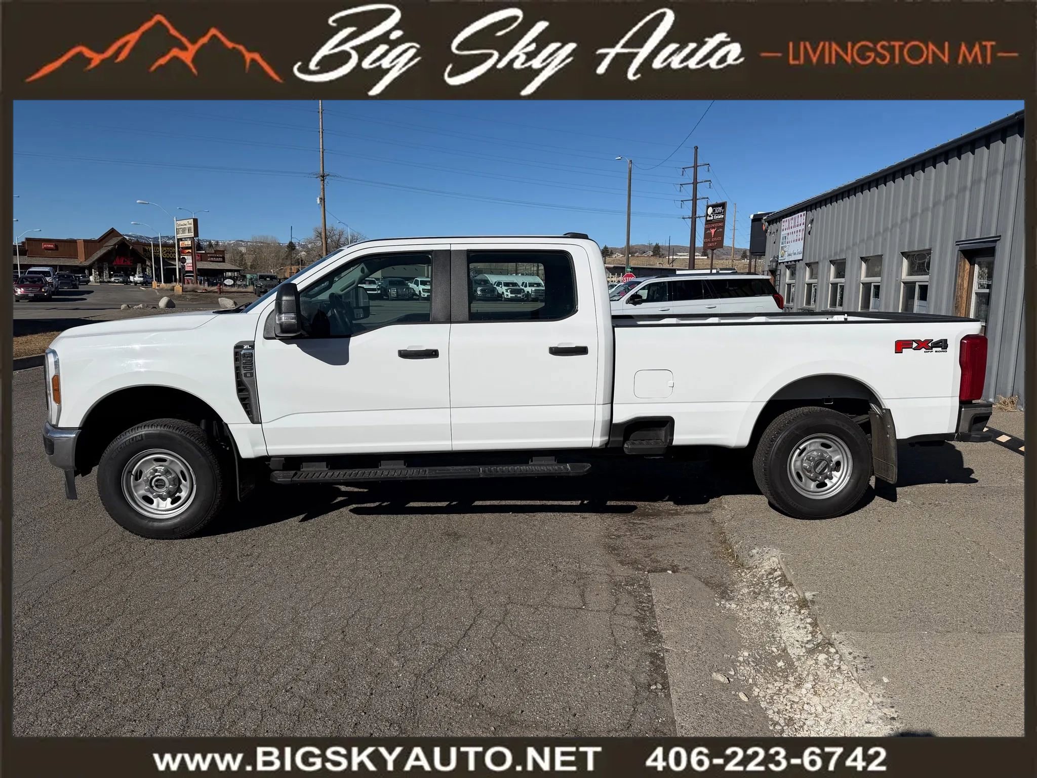 Used 2024 Ford F250 XL w/ XL Chrome Package image 4