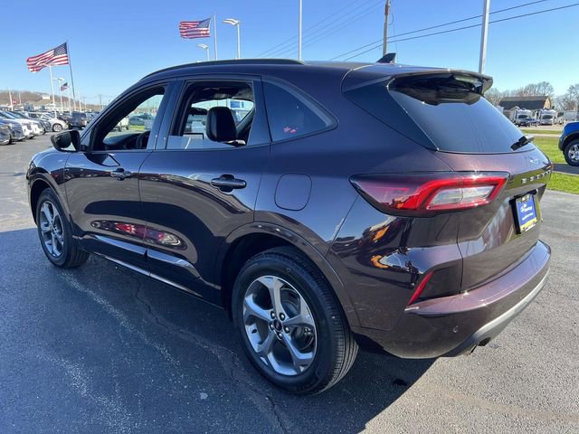 Certified 2023 Ford Escape ST-Line w/ Tech Pack #1 image 5