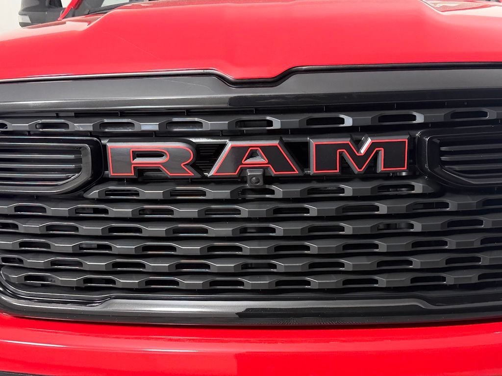Used 2025 RAM 1500 Big Horn AWD/4WD image 12