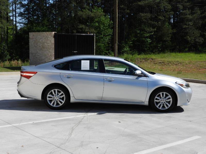 Used 2014 Toyota Avalon XLE FWD image 24